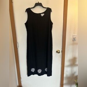 Vintage A.K.C. 1X Black Linen Blend dress white floral detail